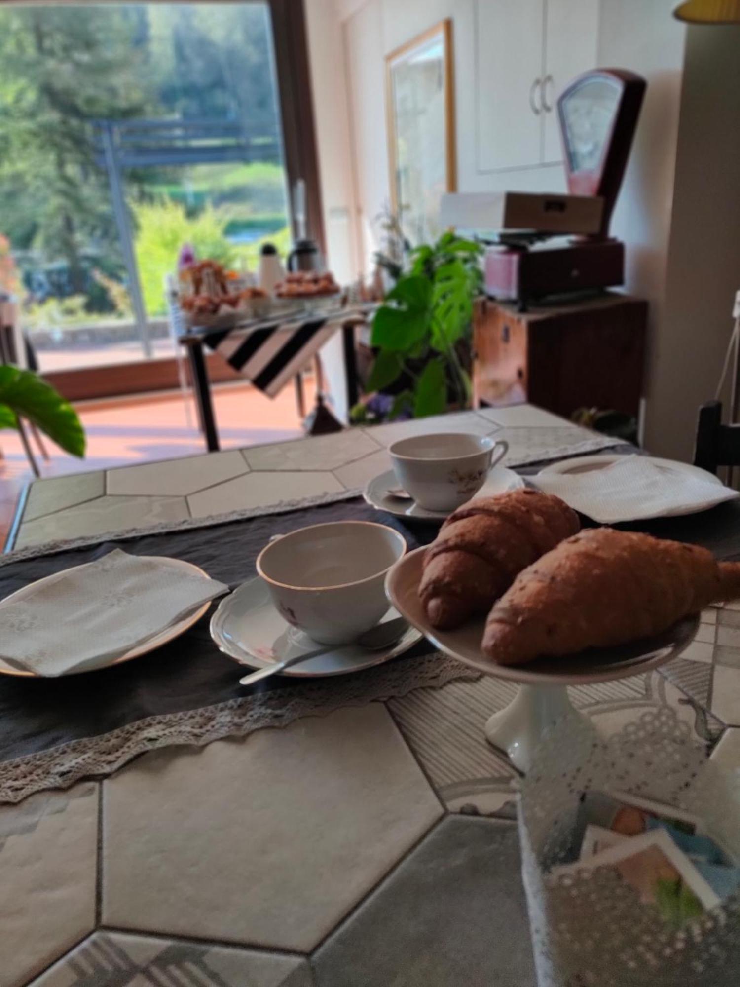 Bed&Breakfast Angela Clusone Buitenkant foto